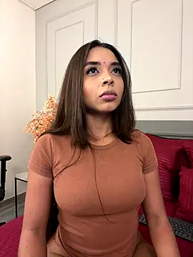 Snapshot of AnnyVega_ chatting on 14, 10, 2025 AnnyVega online show from 14, 10, 2025