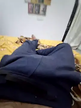 Snapshot of YoursThickDick chatting on 29, 9, 2025 YoursThickDick online show from 29, 9, 2025