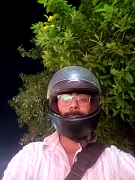 Snapshot of YoursThickDick chatting on 17, 10, 2025 YoursThickDick online show from 17, 10, 2025