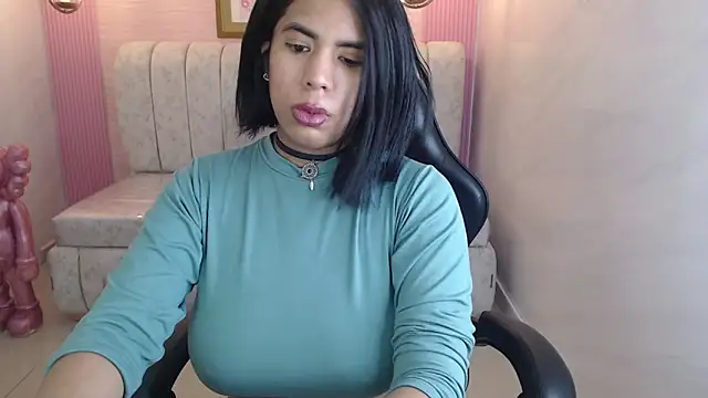 ambar fox s online show from 19, 10, 2025