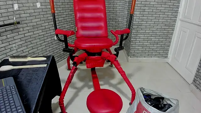 ariel bdsm online show from 15, 11, 2025