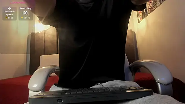 Snapshot of Oscar_and_dani chatting on 11, 10, 2025 Oscar and dani online show from 11, 10, 2025