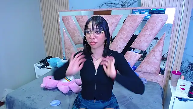 Snapshot of Niina_Sissy chatting on 16, 12, 2025 Niina Sissy online show from 16, 12, 2025