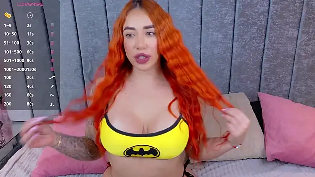 Snapshot of evelincooper_ chatting on 30, 10, 2025 evelincooper online show from 30, 10, 2025