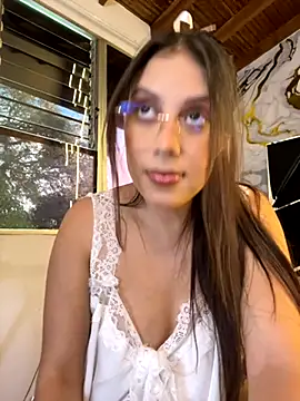 Snapshot of Harley_J_ chatting on 4, 11, 2025 Harley J online show from 4, 11, 2025