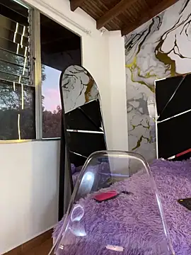 Snapshot of Harley_J_ chatting on 14, 12, 2025 Harley J online show from 14, 12, 2025