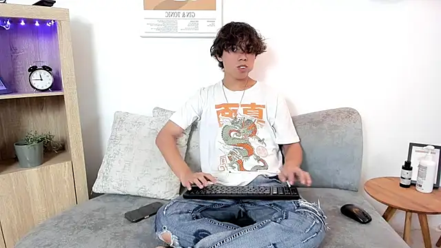 Snapshot of Honeymoon_sariel chatting on 5, 10, 2025 Honeymoon sariel online show from 5, 10, 2025