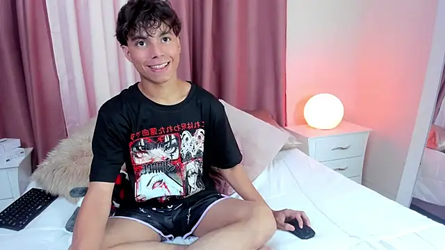 Snapshot of Honeymoon_sariel chatting on 29, 10, 2025 Honeymoon sariel online show from 29, 10, 2025