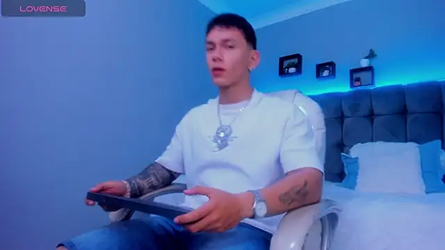 Thomas moon online show from 30, 11, 2025