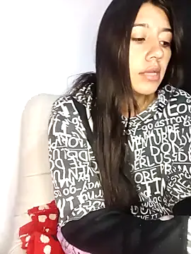 Madow Lu online show from 2, 10, 2025