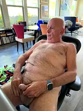 Snapshot of jimmy94595 chatting on 2, 12, 2025 jimmy94595 online show from 2, 12, 2025