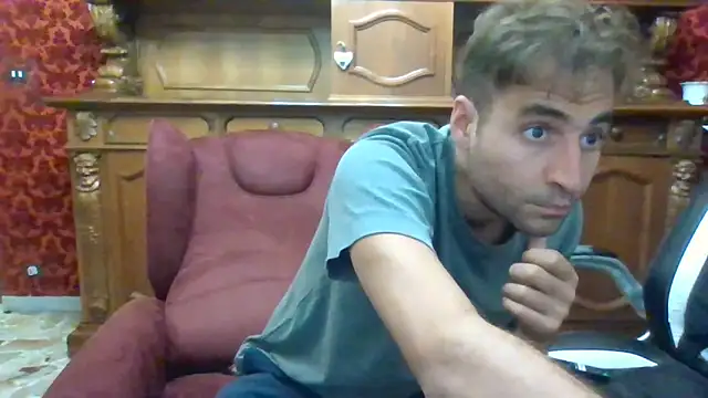 Snapshot of Torissimo92 chatting on 15, 9, 2025 Torissimo92 online show from 15, 9, 2025