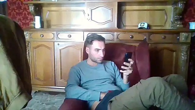 Snapshot of Torissimo92 chatting on 10, 10, 2025 Torissimo92 online show from 10, 10, 2025