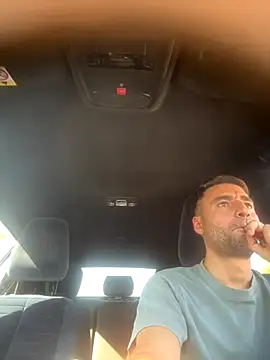 Snapshot of Torissimo92 chatting on 11, 10, 2025 Torissimo92 online show from 11, 10, 2025