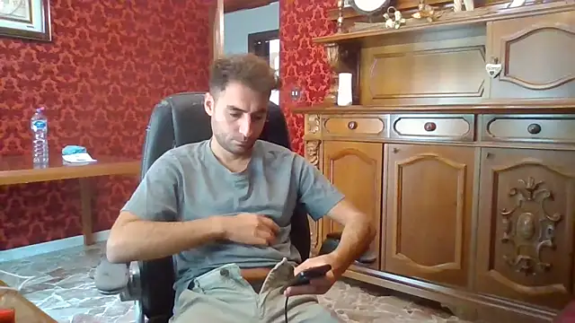 Snapshot of Torissimo92 chatting on 17, 10, 2025 Torissimo92 online show from 17, 10, 2025