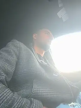 Snapshot of Torissimo92 chatting on 5, 12, 2025 Torissimo92 online show from 5, 12, 2025