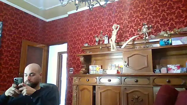 Torissimo92 online show from 2, 2, 2026