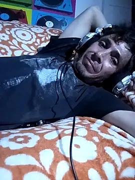 Snapshot of githot chatting on 5, 12, 2025 githot online show from 5, 12, 2025