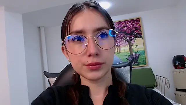 Adhara Kitten online show from 13, 9, 2025