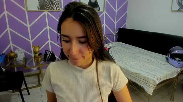 Adhara Kitten online show from 28, 2, 2026