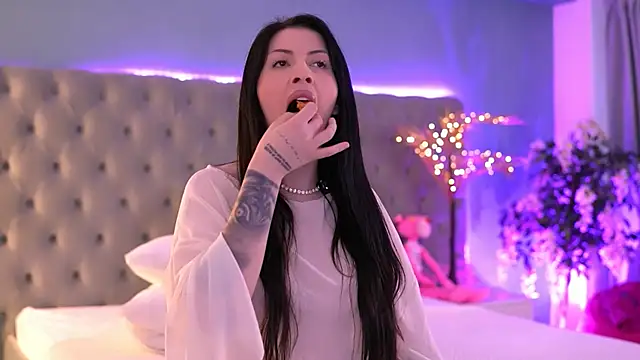 SofiBabe online show from 31, 3, 2026