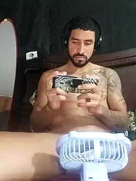 Snapshot of Alexsexygamer chatting on 13, 1, 2026 Alexsexygamer online show from 13, 1, 2026