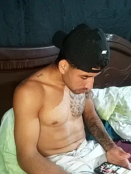 Snapshot of Alexsexygamer chatting on 6, 2, 2026 Alexsexygamer online show from 6, 2, 2026