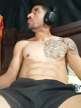 Snapshot of Alexsexygamer chatting on 4, 4, 2026 Alexsexygamer online show from 4, 4, 2026