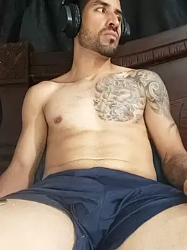 Snapshot of Alexsexygamer chatting on 5, 4, 2026 Alexsexygamer online show from 5, 4, 2026