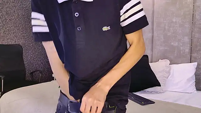 Snapshot of NickandAbby_ chatting on 12, 11, 2025 NickandAbby online show from 12, 11, 2025