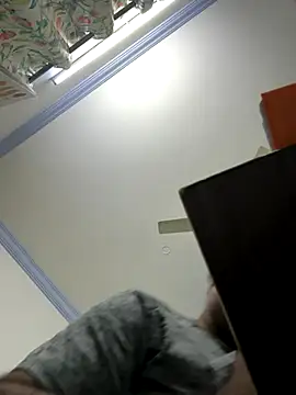 Snapshot of TELUGU-HYDDICK4u chatting on 6, 11, 2025 TELUGU-HYDDICK4u online show from 6, 11, 2025