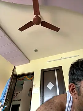 Snapshot of TELUGU-HYDDICK4u chatting on 20, 11, 2025 TELUGU-HYDDICK4u online show from 20, 11, 2025