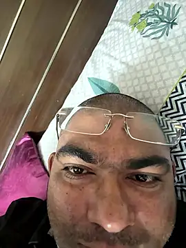 Snapshot of TELUGU-HYDDICK4u chatting on 12, 1, 2026 TELUGU-HYDDICK4u online show from 12, 1, 2026