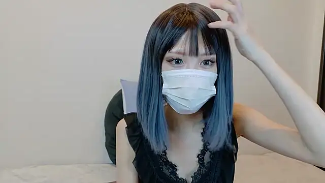 sarina at online show from 18, 2, 2026