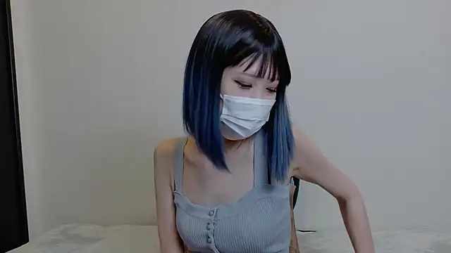 Snapshot of sarina_at chatting on 12, 5, 2026 sarina at online show from 12, 5, 2026
