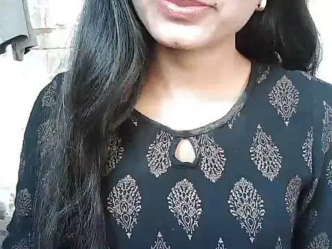 ROSE GOLDE online show from 26, 10, 2025