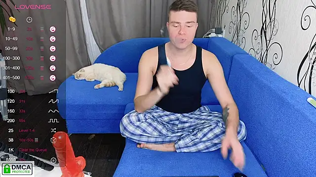 Snapshot of holy_eggs_02 chatting on 22, 10, 2025 holy eggs 02 online show from 22, 10, 2025