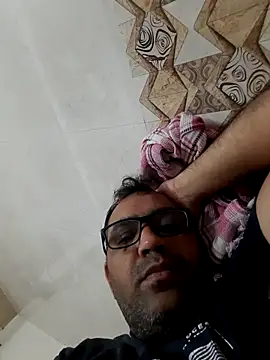 Hot-boy077 online show from 8, 1, 2026