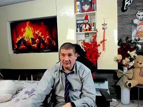 SpartacusDaddy48 online show from 6, 3, 2026