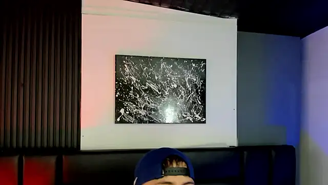 Maximo Wolff online show from 1, 10, 2025