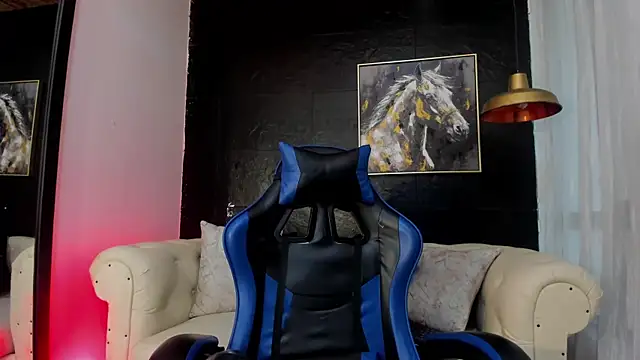 Maximo Wolff online show from 4, 10, 2025