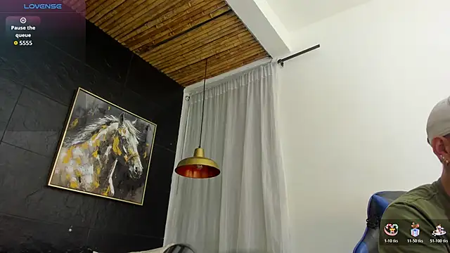 Maximo Wolff online show from 24, 10, 2025