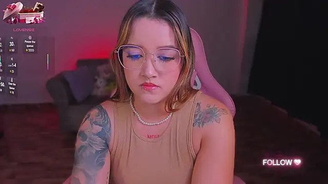 lunaarose online show from 20, 9, 2025