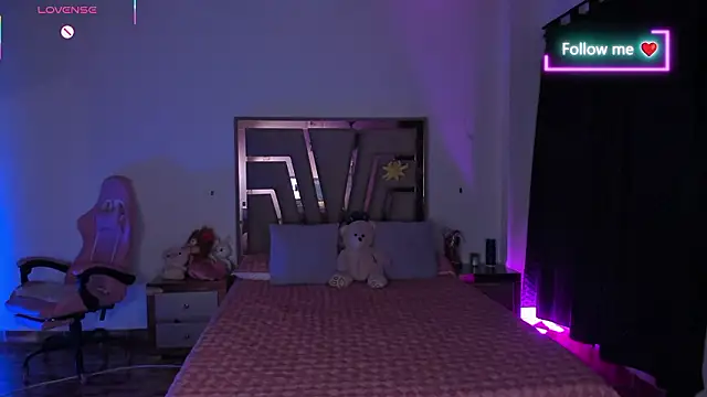 lunaarose online show from 28, 2, 2026