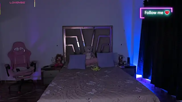 lunaarose online show from 12, 3, 2026