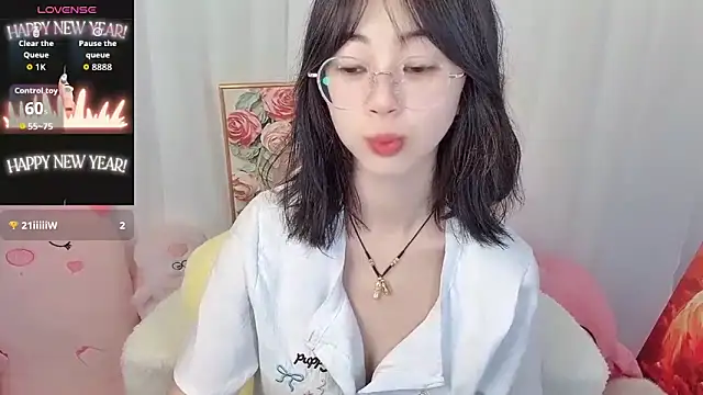 nini a online show from 18, 6, 2026