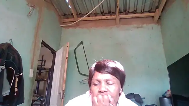 Snapshot of Nicky52 chatting on 23, 12, 2025 Nicky52 online show from 23, 12, 2025