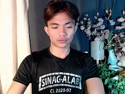 mostwantedtwink online show from 4, 11, 2025