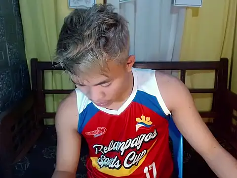 mostwantedtwink online show from 22, 4, 2026