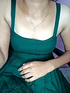 Nidhi lovely online show from 14, 9, 2025